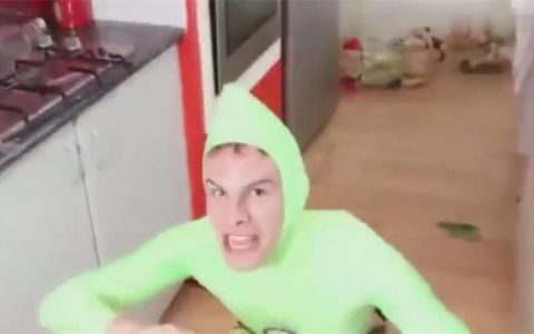 I am gay老外搞笑原版视频素材无水印素材